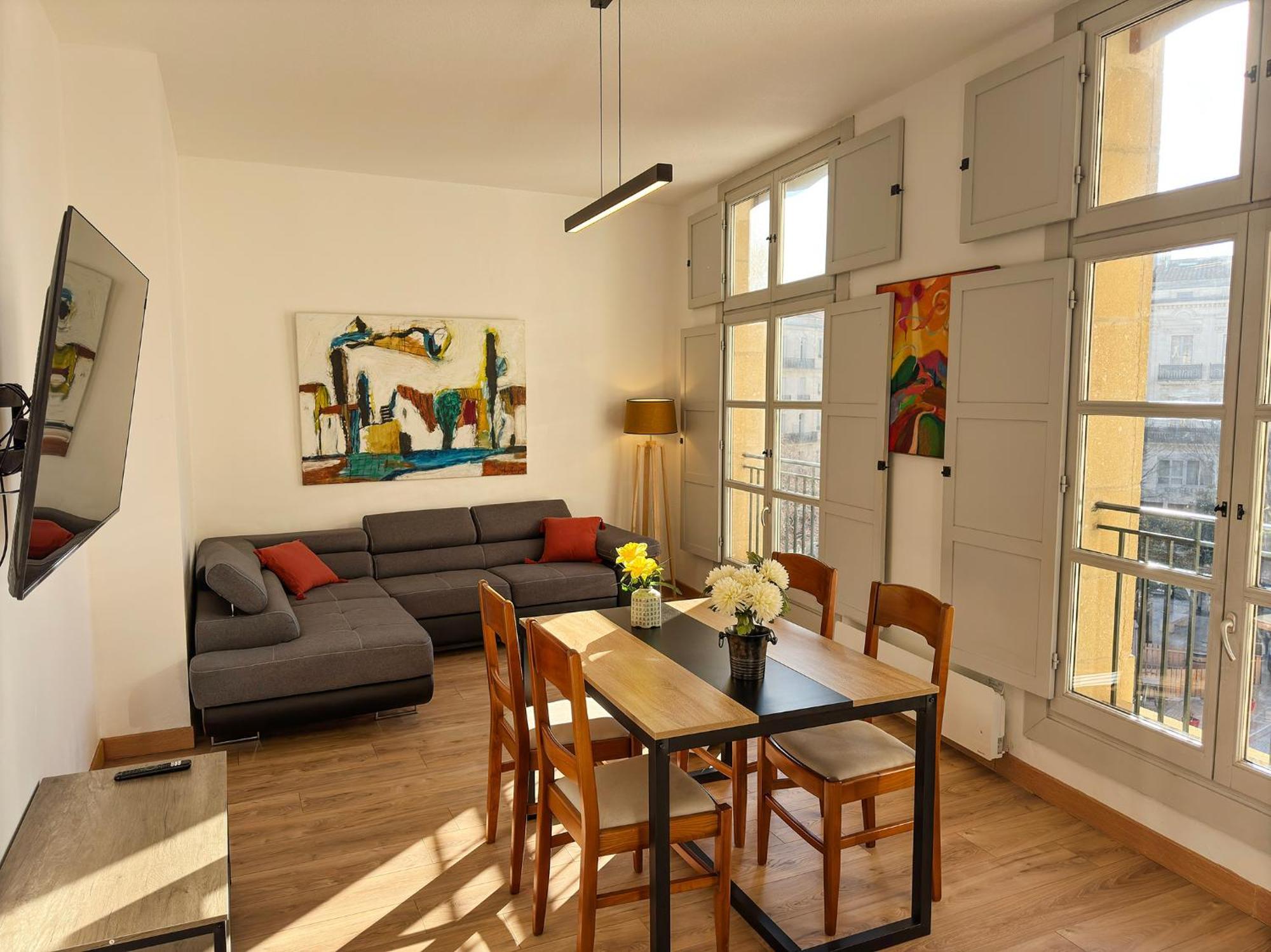 Place De La Mairie, Art Apartment Béziers